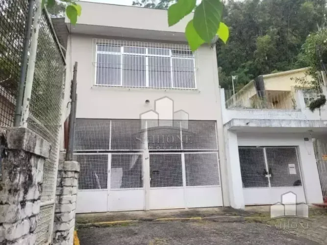 Vendo casa duplex no Bingen
