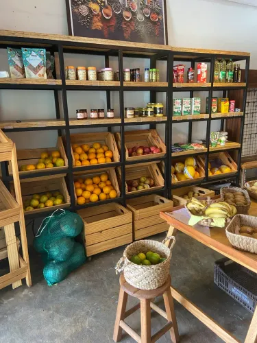 Vende - se Frutaria Consolidada