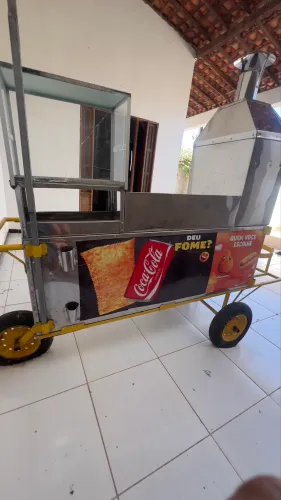 Vende-se, carrinho completo de lanche, churrasco, etc!