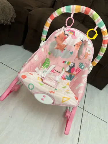 Cadeirinha de balanço