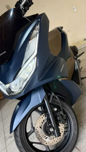 PCX 160 DLX com ABS