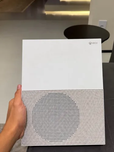 Xbox One S usado