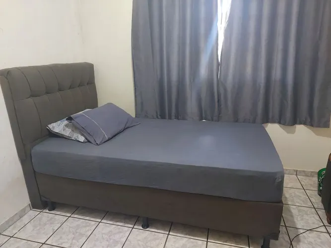 Cabeceiras para cama solteirão ( viuva)
