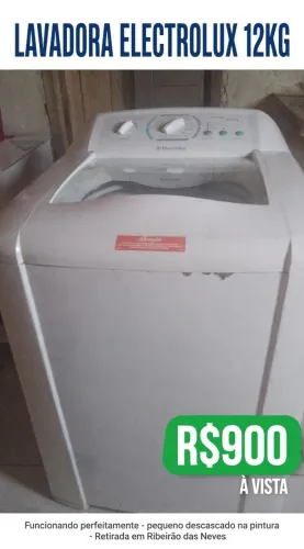 Vende-se   máquina Eletrolux 12 kilos com 5 meses de uso 