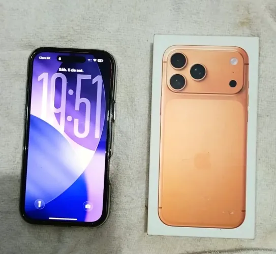 iPhone 17 pro max 256gb orange