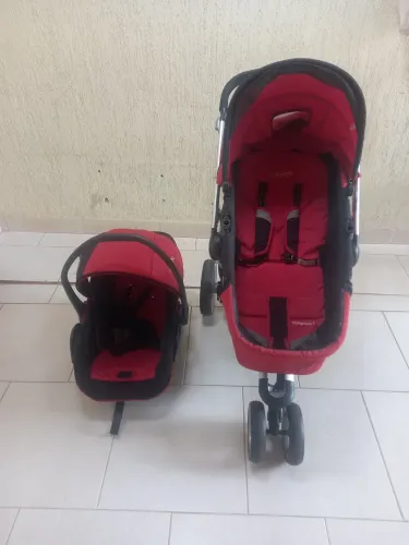 Carrinho e bebê conforto Kiddo