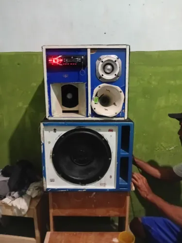 Vendo caixa de som
