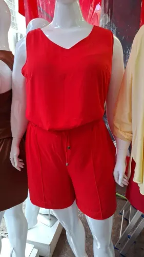 Conjunto feminino plus size 