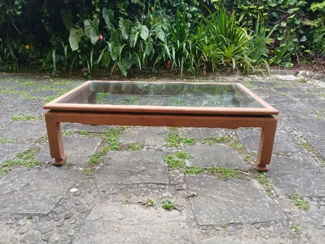 Mesa de Centro em Madeira Maciça