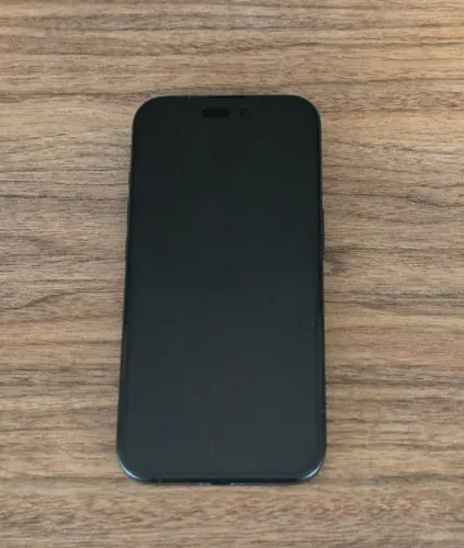 VENDO IPHONE 16 128 GB (menos de 1 ano de uso)