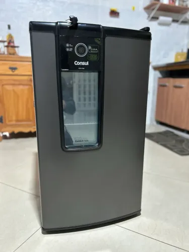 Cervejeira / Frigobar Consul Titanium Frost Free - NOVA