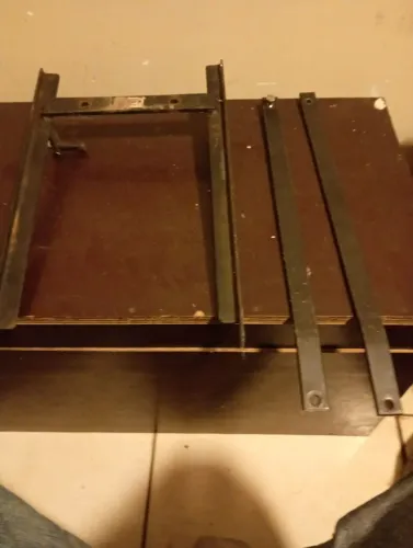 Vendo suporte do bau moto universal $60 reais