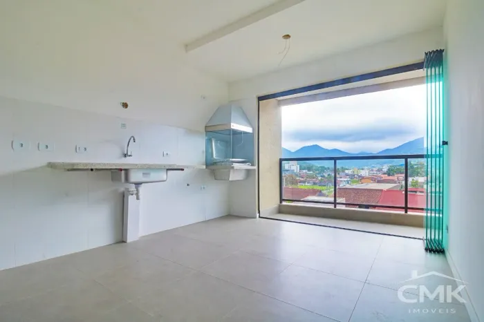 Apartamento de Alto Padrão no Itaguá, Ubatuba - 2 Dormitórios, 1 Suíte, Varanda Gourmet e