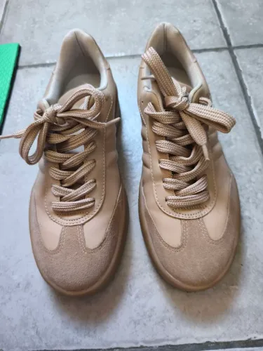 Tênis feminino tamanho 35
