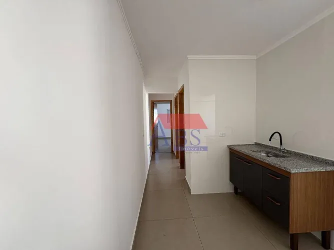 Apartamento com 2 dormitórios. Aceita FGTS e financiamento.