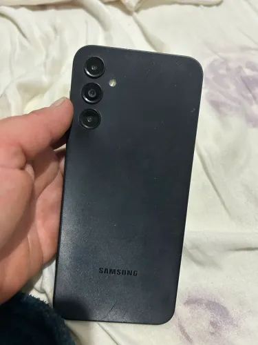 Celular quebrado