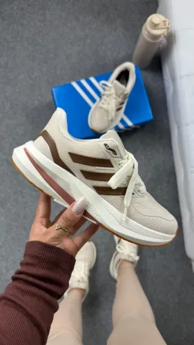 Tenis Adidas Supernova Off Branco Marrom