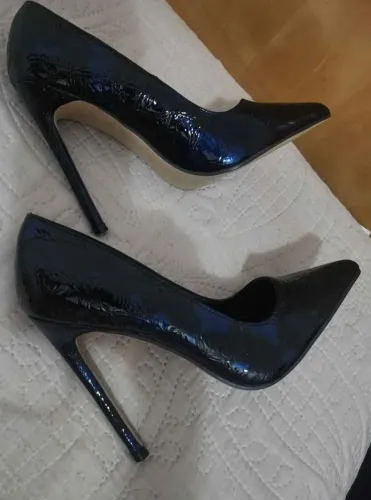 Scarpin n 35 novos (valor de cada par ) 