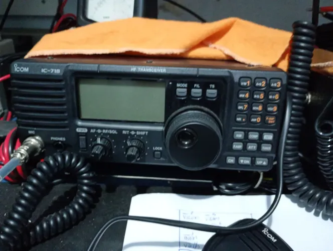 Vendo rádio de HF icom