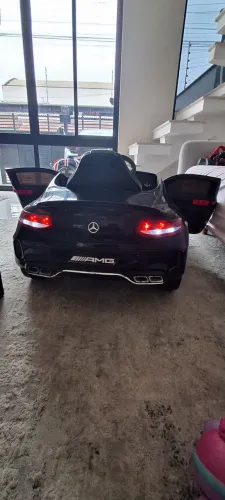 Carro Mercedes infantil elétrico!