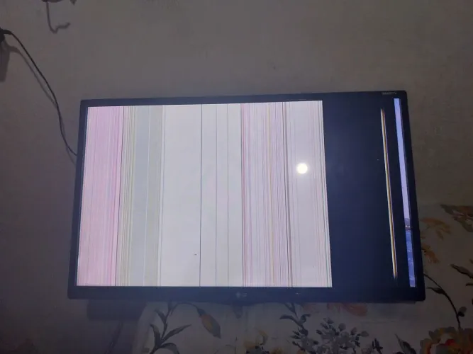 Televisão com defeito 