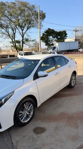 Toyota Corolla Altis 2.0 Flex 16V Aut. 2017