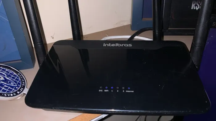 Roteador e Repetidor Wi-Fi com 4 antenas. Ótimo Estado