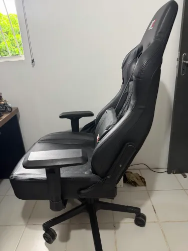 Cadeira Gamer DT3 Rhino R$ 1500,00