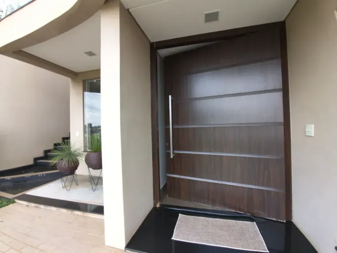 Vendo belíssima casa no condomínio Maria Andrade!