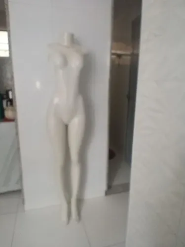 Manequim feminino