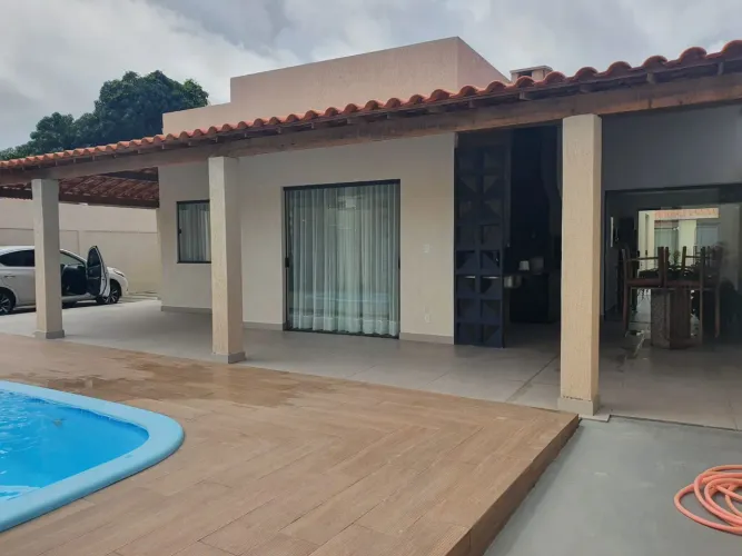 EXCELENTE CASA COM PISCINA, BAIRRO COROA DO MEIO