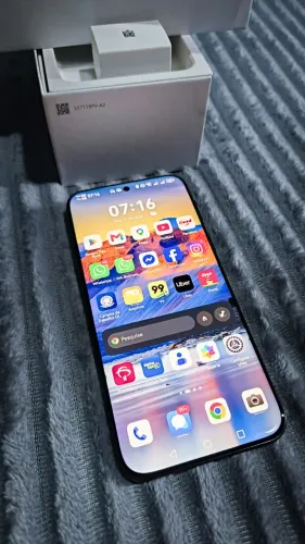 Huawei Pura 80 Pro com Carregador