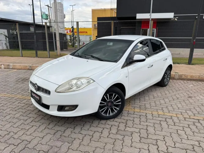 Fiat Bravo Essence 1.8 Flex 16V 5P 2014