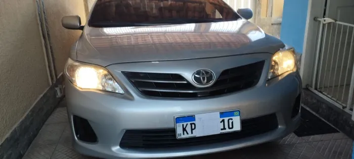 Toyota Corolla GLI 1.8 Flex 16V Aut. 2013