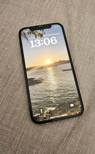 iPhone 12
