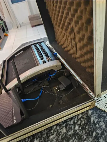 Behringer X18 + Modem Asus + Case Profissional 