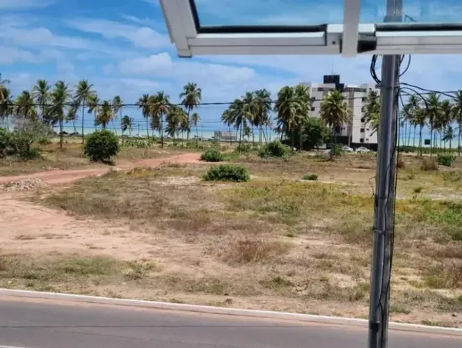 Aluguel mensal de Apartamento 3 quartos/150 metros da orla