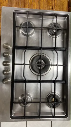 Fogão em aço inox marca Franke
