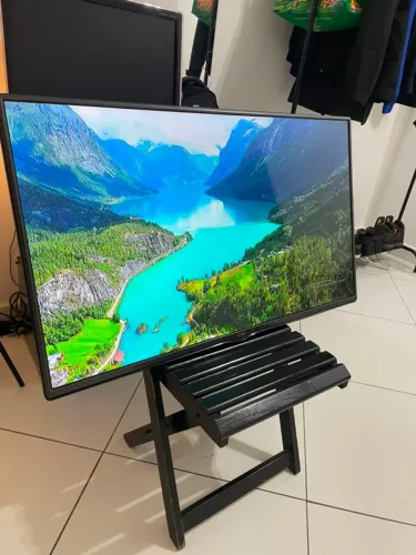 TV LG LED 42" Full HD - Ótimo estado + Suporte de parede + HDMI
