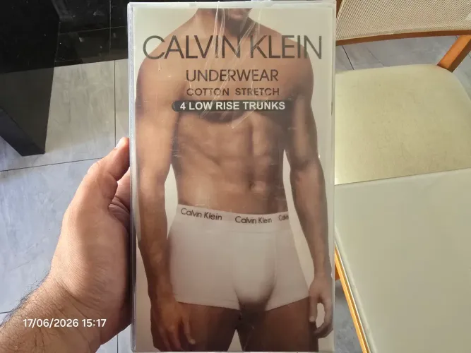 2 Kits 4 Cuecas Boxer Calvin Klein Low Rise Trunks Algodão Cotton Stretch Tamanho G Size L