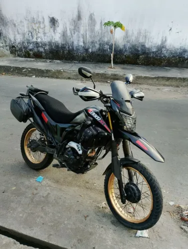 Bros 160 2018 em dias toda equipada