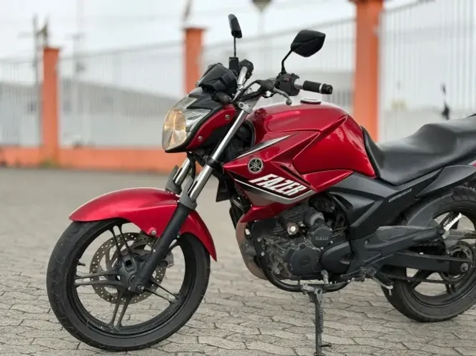 FAZER 250cc
