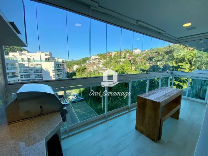 Apartamento com 3 dormitórios à venda, 99 m² por R$ 1.420.000,00 - Camboinhas - Niterói/RJ