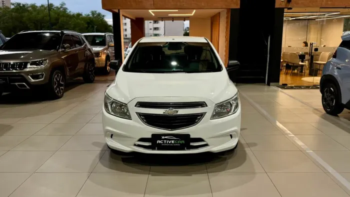 Chevrolet Onix Hatch LT 1.0 8V Flex Power Mec. 4P 2015