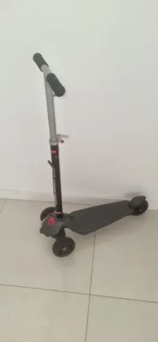 Patinete marca Bandeirantes
