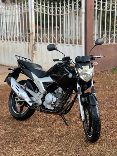 YAMAHA / FAZER YS250