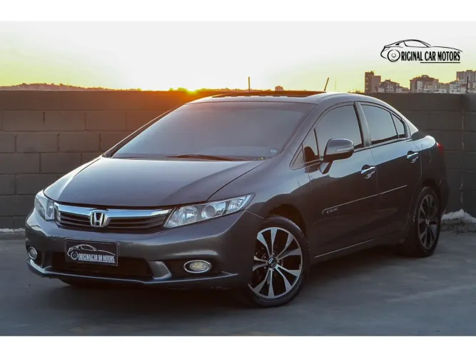 Honda Civic Sedan EXS 1.8/1.8 Flex 16V Aut. 4P 2013