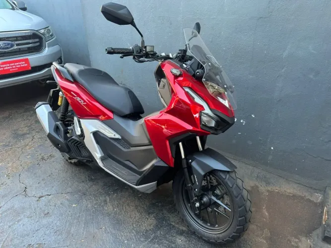 HONDA ADV 160 VERMELHO 2026