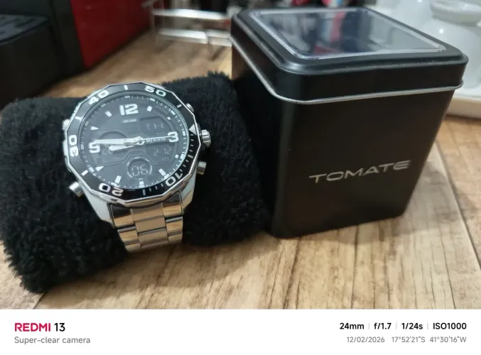 Relógio digital analógico 