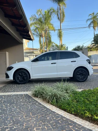 Volkswagen Polo Track 1.0 Flex 12V 5P 2025